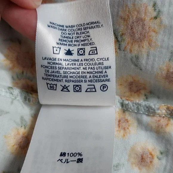 Lands End - Picture 7 of 8